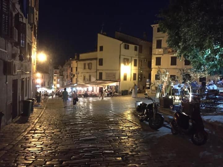 Feel The City Atmosphere Rovinj Bagian luar foto