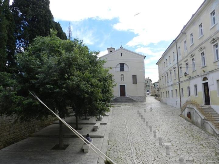 Feel The City Atmosphere Rovinj Bagian luar foto